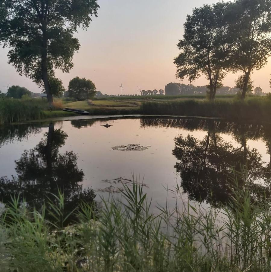 Logies De Meerkoet Brugge Bagian luar foto